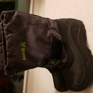 Kids size 11 Kamik Snowbound ski/snowboard boots